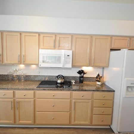 Sunset Bay Beautiful Pool Home - Bring Your Boat Or Jet Ski - Canal With Dock- Sleeps 10 - 4 Bd Palm Coast Esterno foto