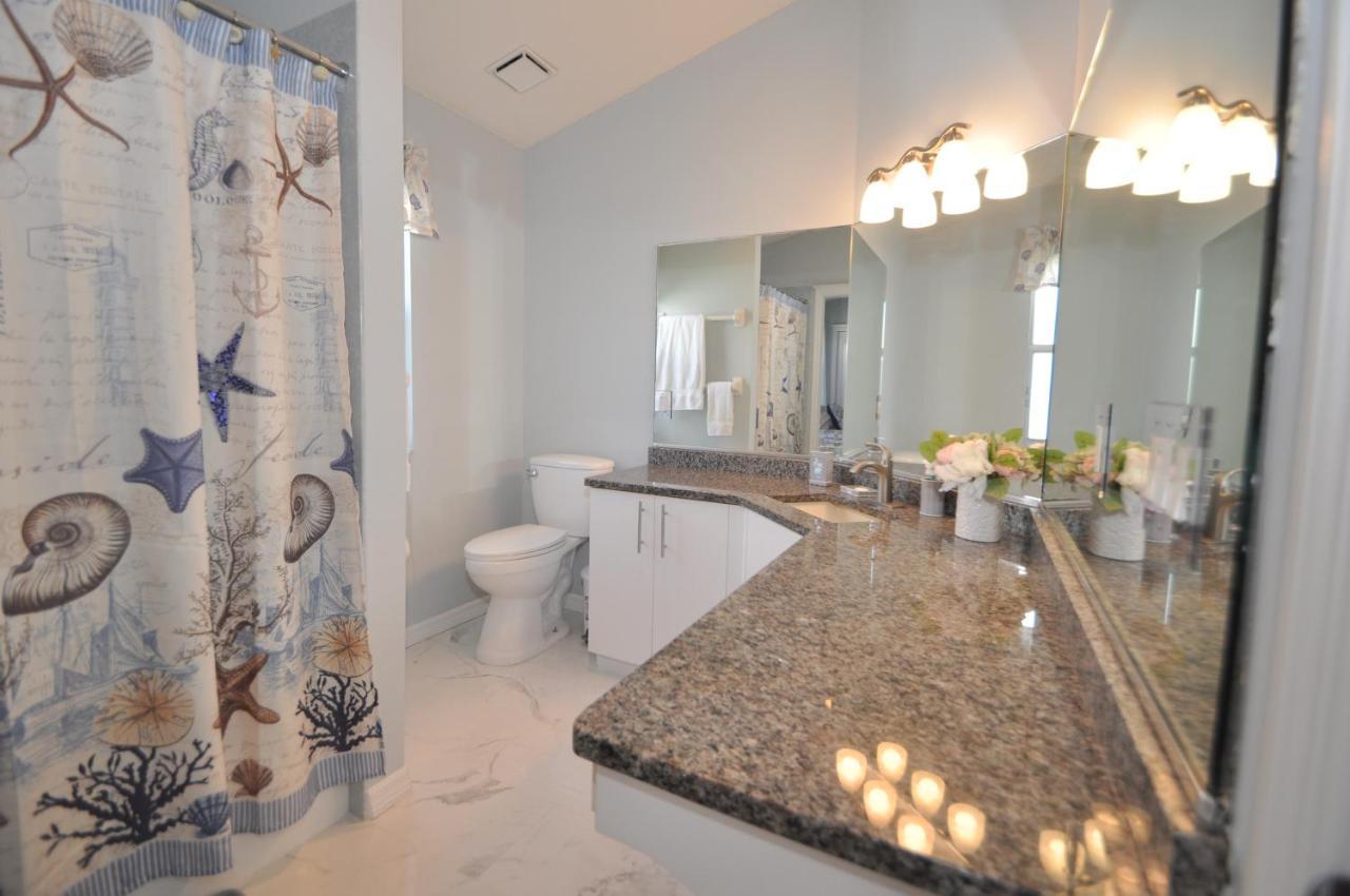 Sunset Bay Beautiful Pool Home - Bring Your Boat Or Jet Ski - Canal With Dock- Sleeps 10 - 4 Bd Palm Coast Esterno foto