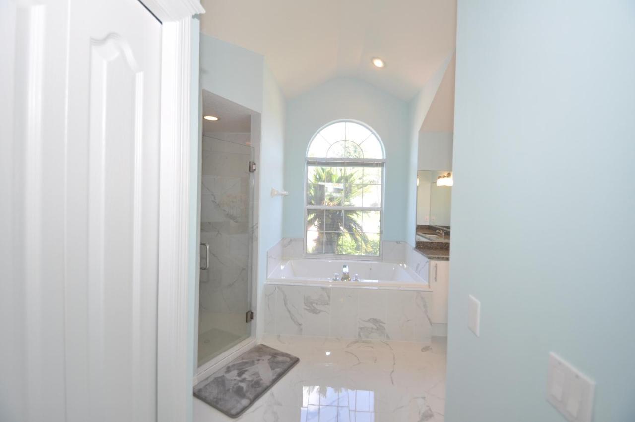 Sunset Bay Beautiful Pool Home - Bring Your Boat Or Jet Ski - Canal With Dock- Sleeps 10 - 4 Bd Palm Coast Esterno foto
