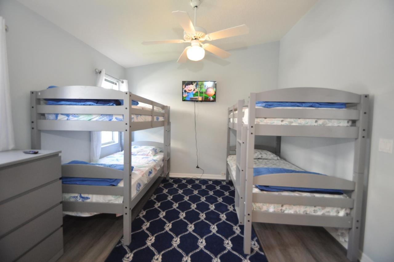 Sunset Bay Beautiful Pool Home - Bring Your Boat Or Jet Ski - Canal With Dock- Sleeps 10 - 4 Bd Palm Coast Esterno foto