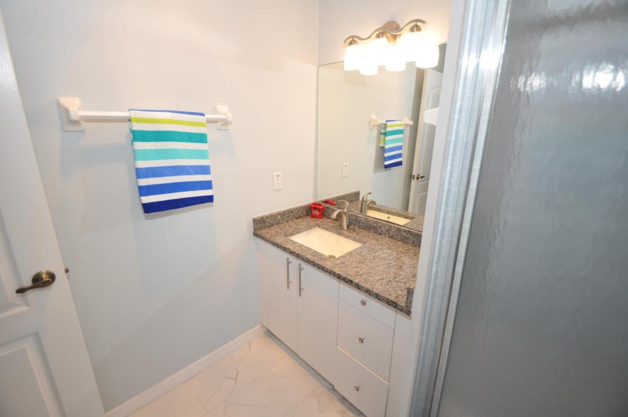 Sunset Bay Beautiful Pool Home - Bring Your Boat Or Jet Ski - Canal With Dock- Sleeps 10 - 4 Bd Palm Coast Esterno foto