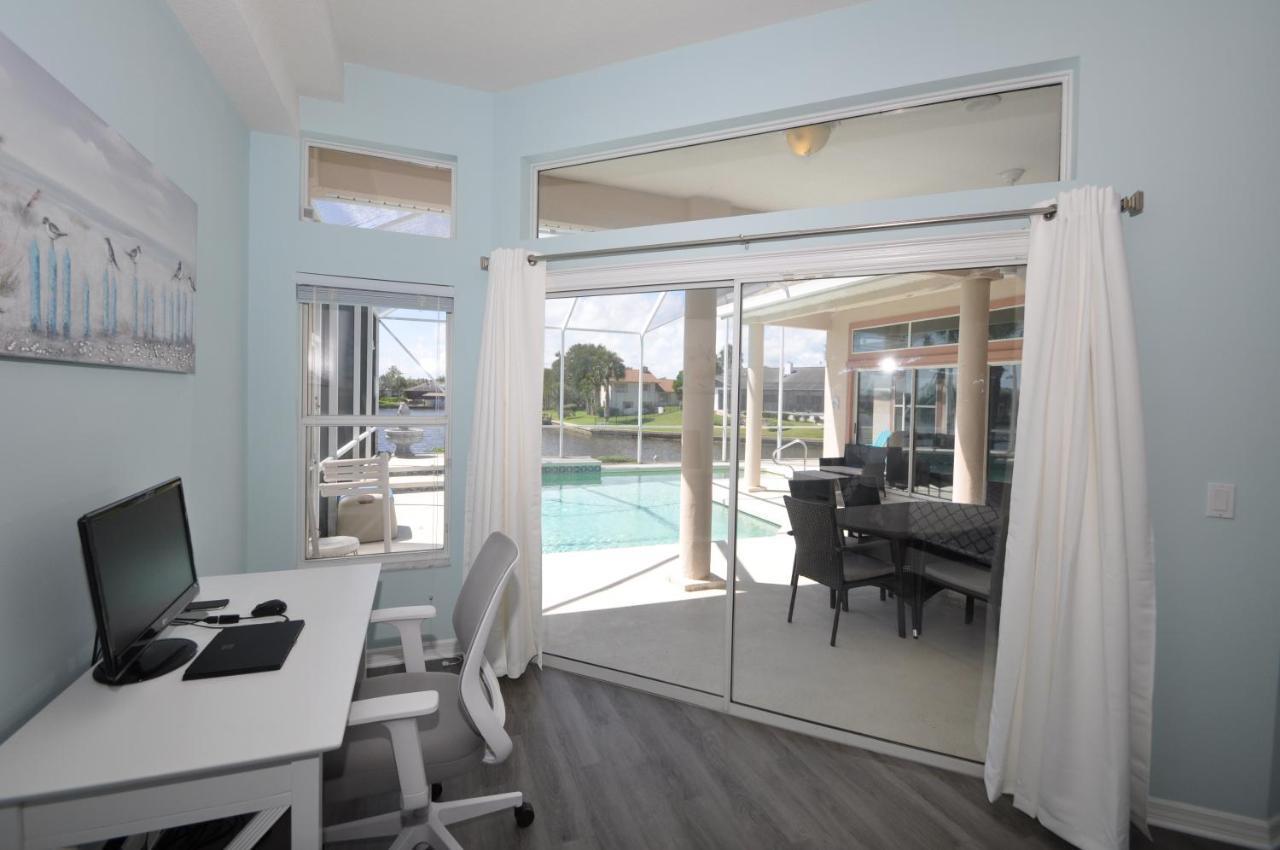 Sunset Bay Beautiful Pool Home - Bring Your Boat Or Jet Ski - Canal With Dock- Sleeps 10 - 4 Bd Palm Coast Esterno foto